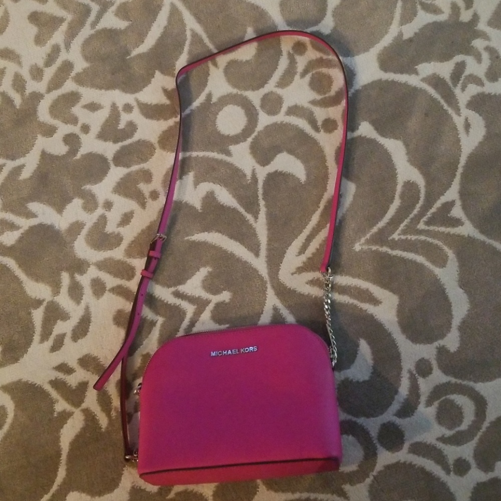 Michael kors crossbody purse